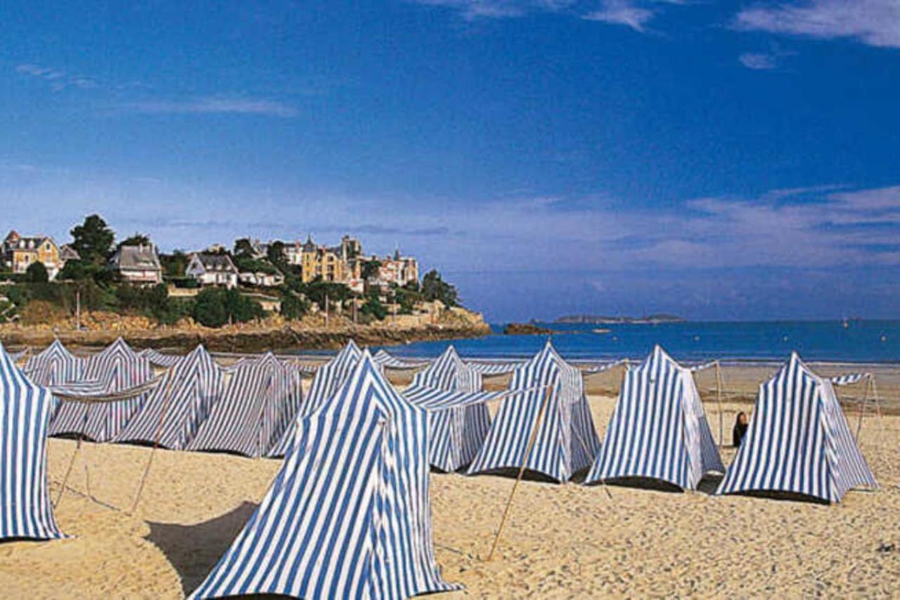 L'Ecume - Studio Moderne Avec Grand Balcon Et Place De Parking Apartman Dinard Kültér fotó
